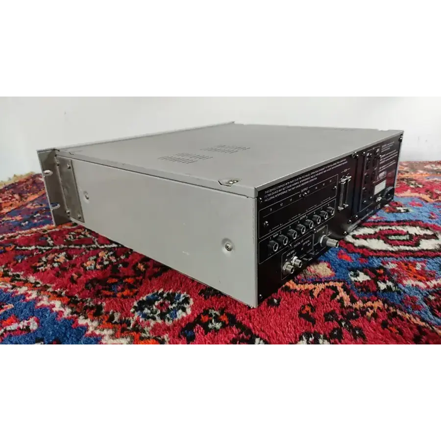 Akai S5000