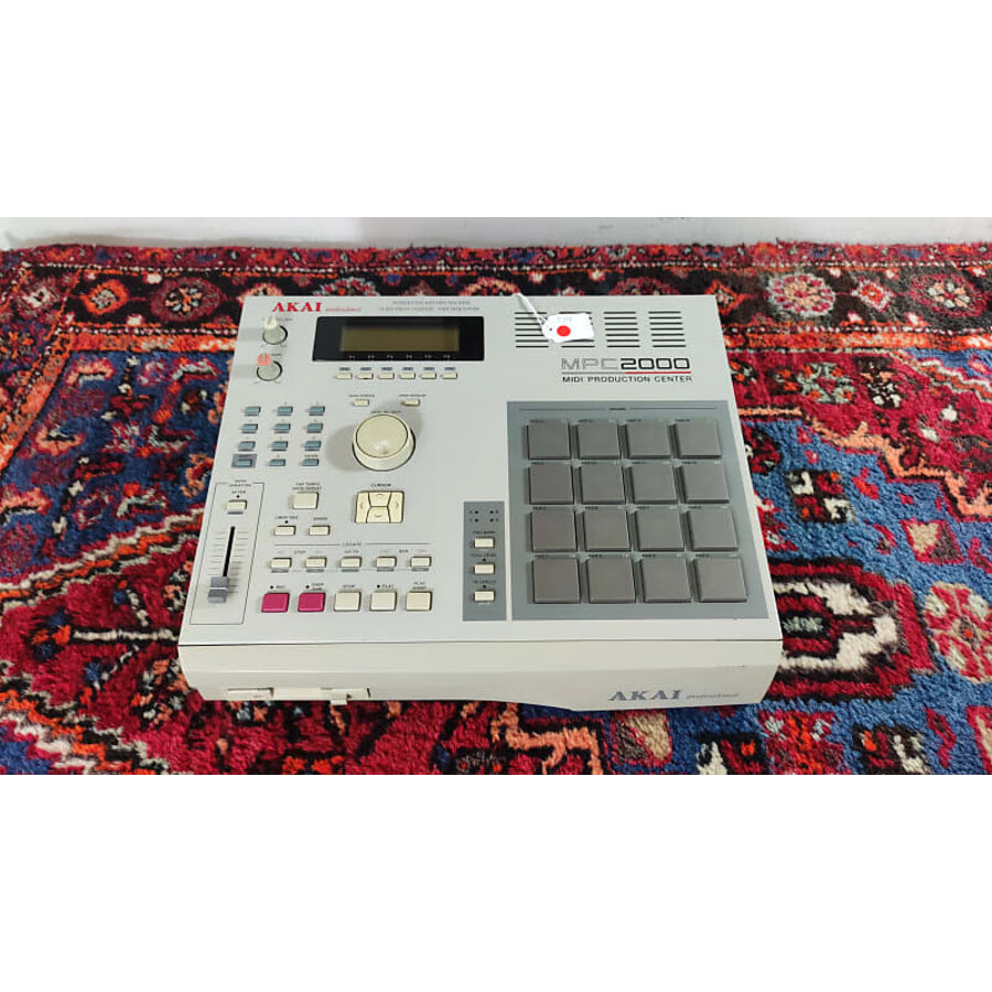 Akai MPC-2000