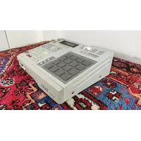 Akai MPC-2000