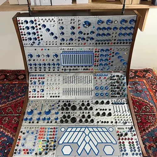 Buchla 200 / 200e System in SA Modular case 