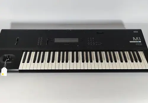 Korg M1 