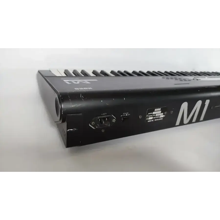 Korg M1