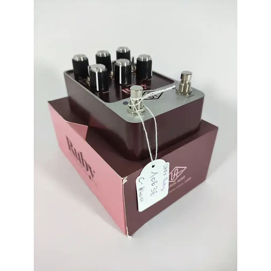UA FX Ruby '63 Top Boost Amp Pedal