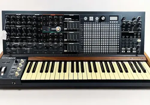 Arturia Matrixbrute 
