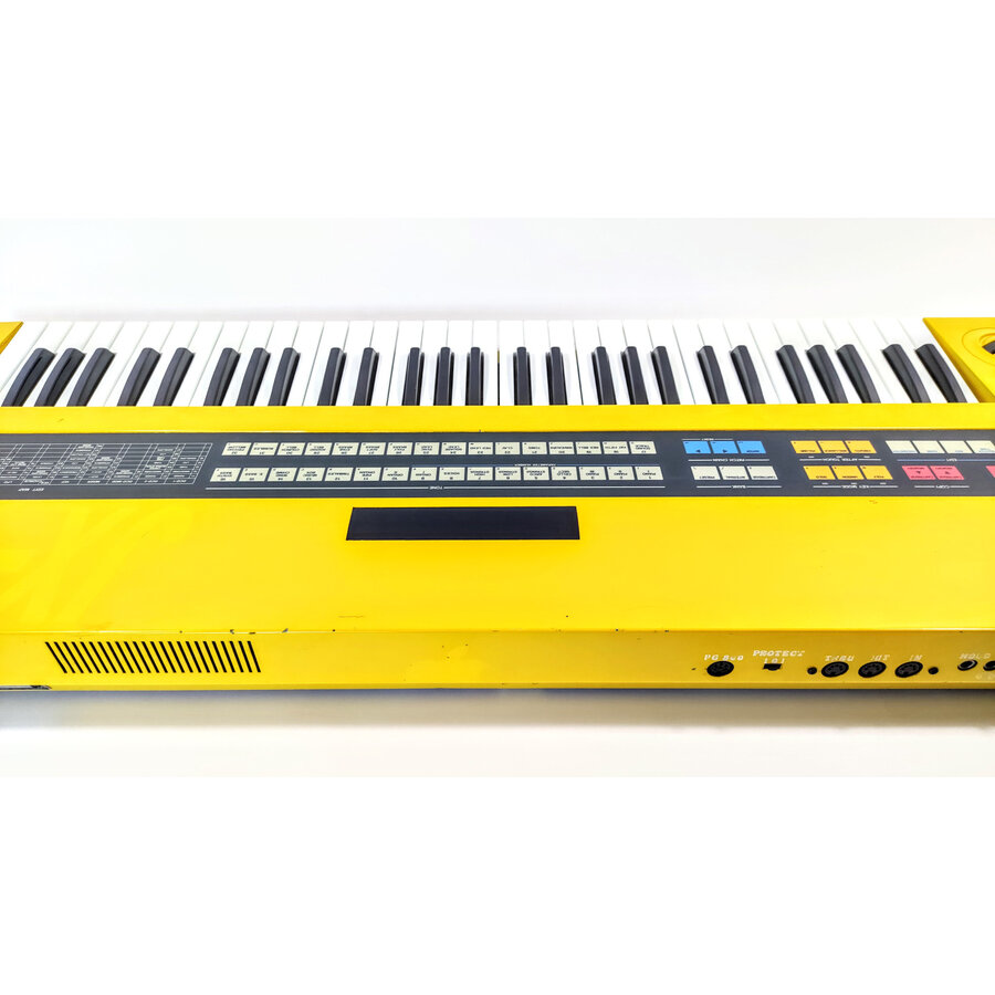 Roland JX-8P Yellow (no aftertouch)