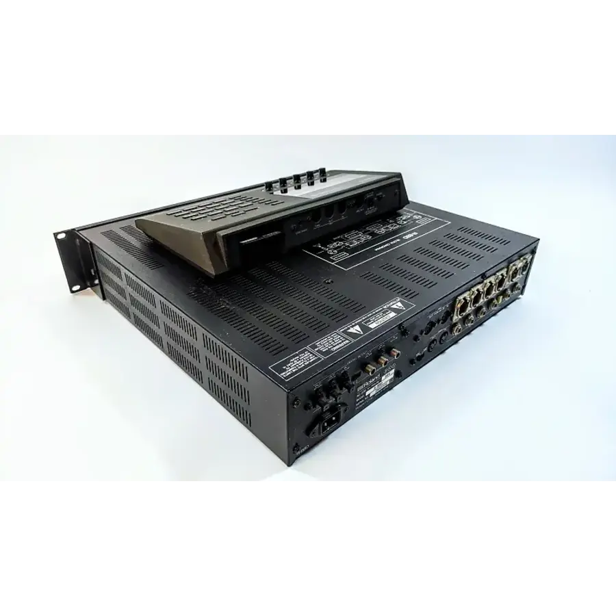 Roland R-880 incl Remote