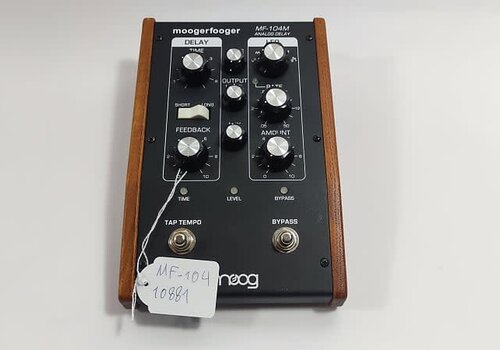 Moog Moogerfooger MF-104 