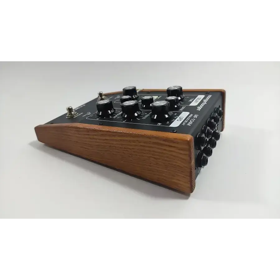 Moog Moogerfooger MF-104
