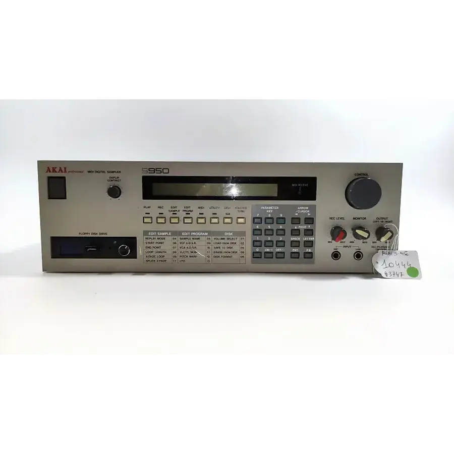 AKAI S950