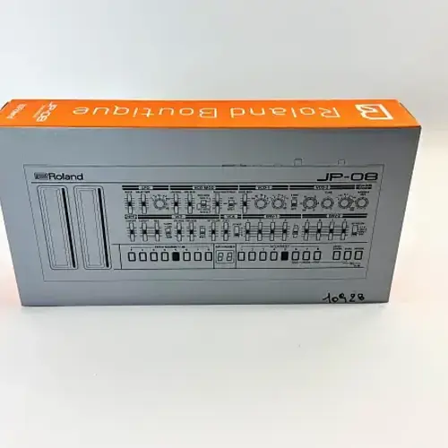 Roland JP-08 