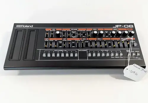 Roland JP-08 