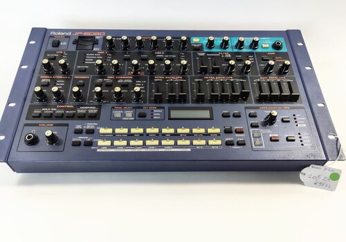 Roland JP8080 