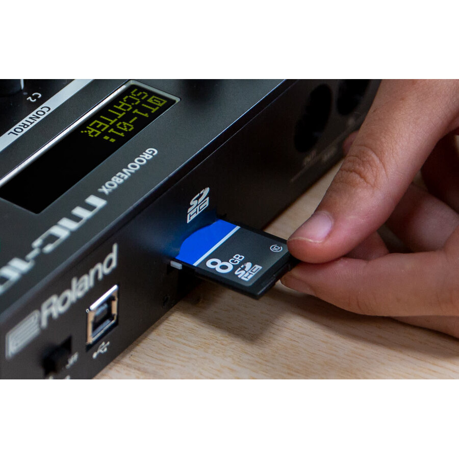 ROLAND MC-101 EXP