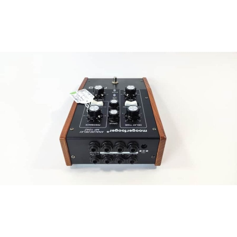 Moog Moogerfooger MF-104Z Analog Delay