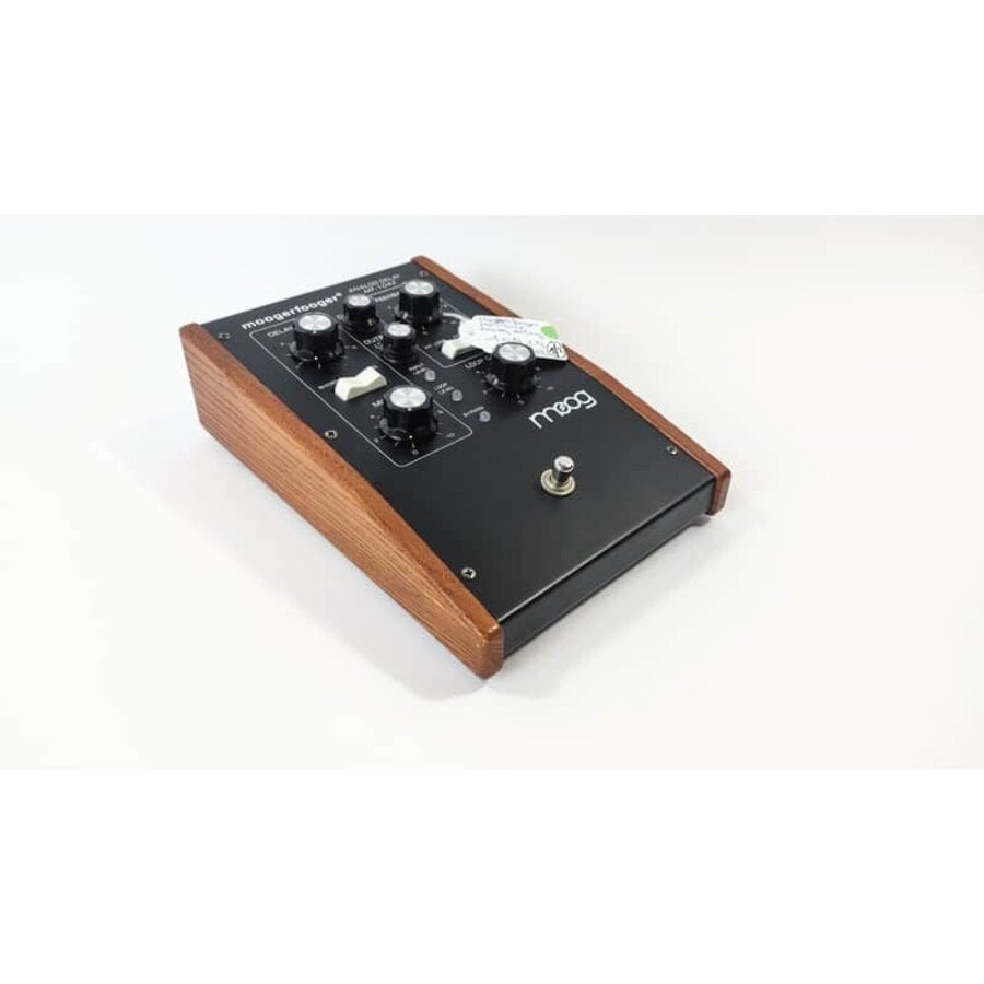 Moog Moogerfooger MF-104Z Analog Delay