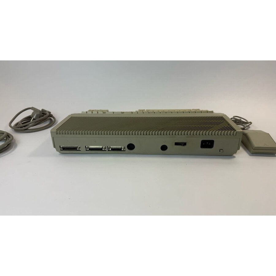 Atari 1040ST (1/2) + monitor SM125 (2/2)