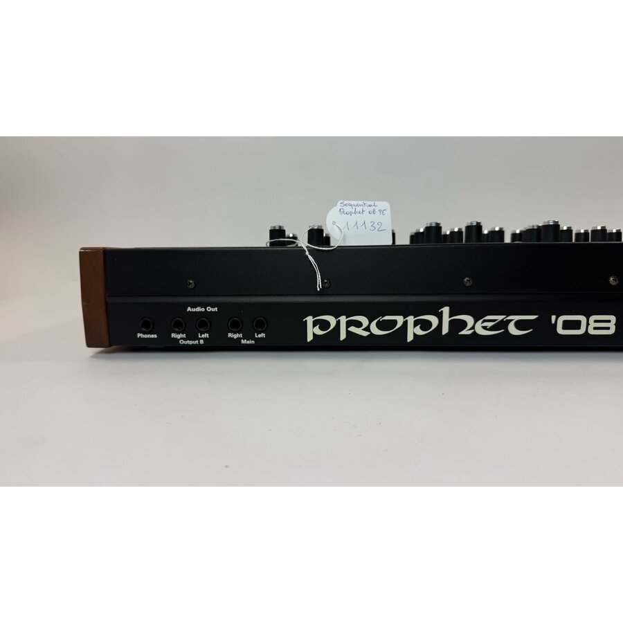 Sequential Prophet 08 PE