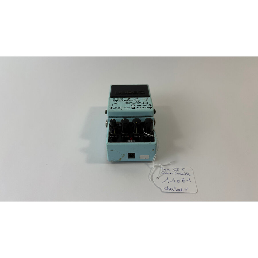 Boss CE-5 Chorus Ensemble