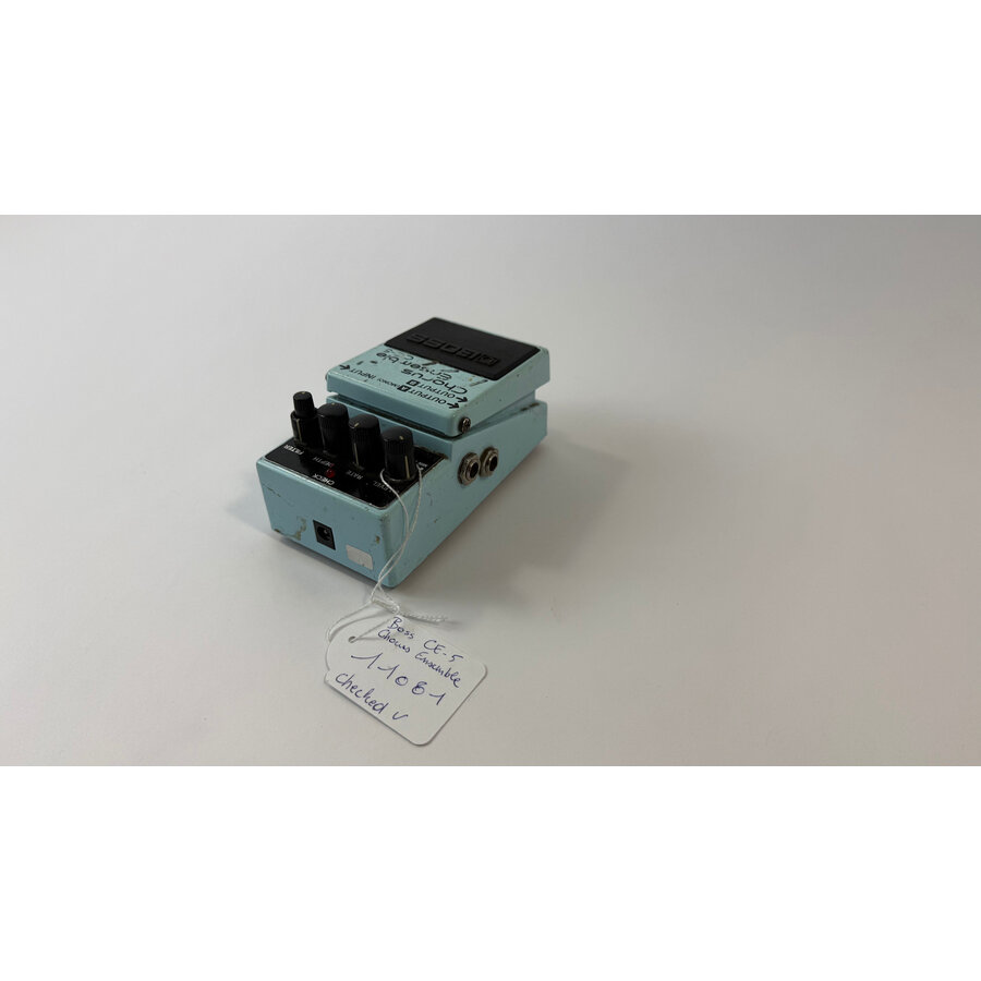 Boss CE-5 Chorus Ensemble