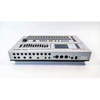 Roland TR-707