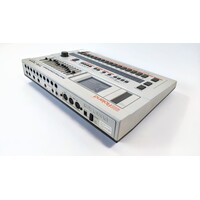 Roland TR-707