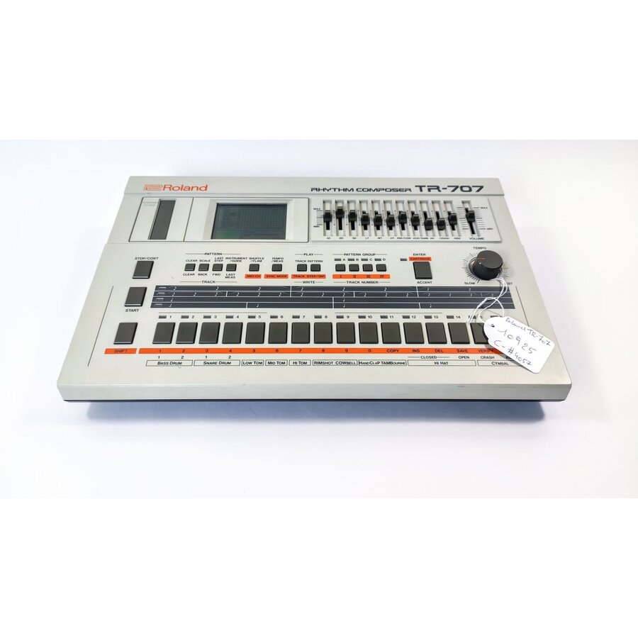 Roland TR-707