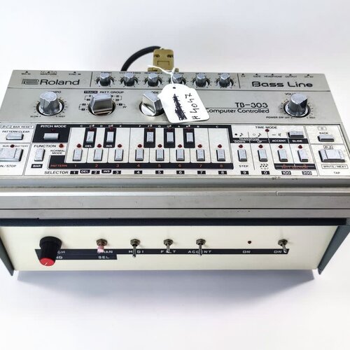 Roland TB-303 w/ Kenton 
