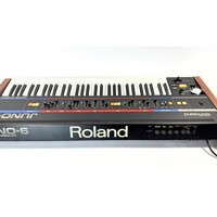 Roland Juno-6