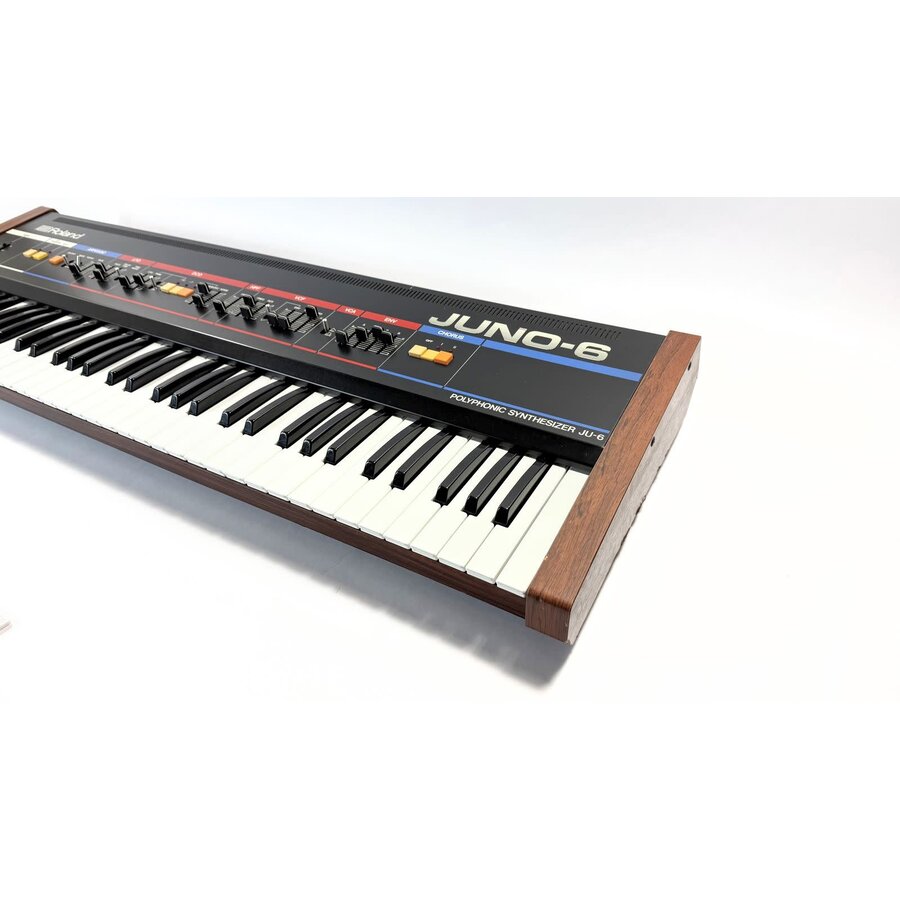 Roland Juno-6