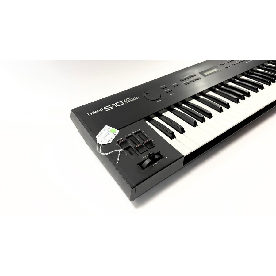 Roland S-10
