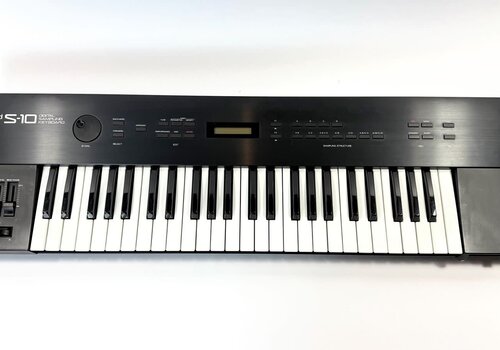 Roland S-10 