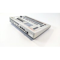 Roland TR-707