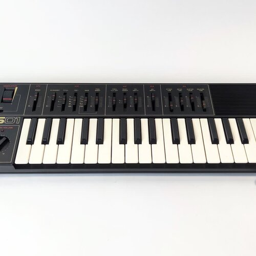 Yamaha CS-01 Black 