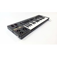 Yamaha CS-01 Black