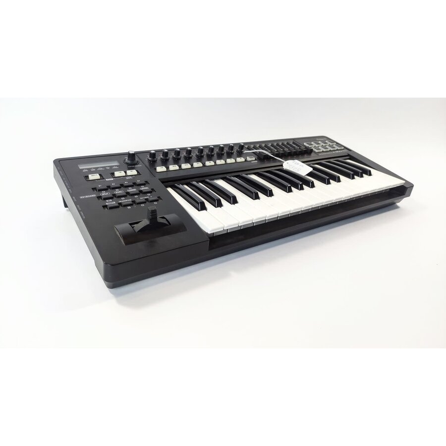 ROLAND A300 PRO Midi Controller