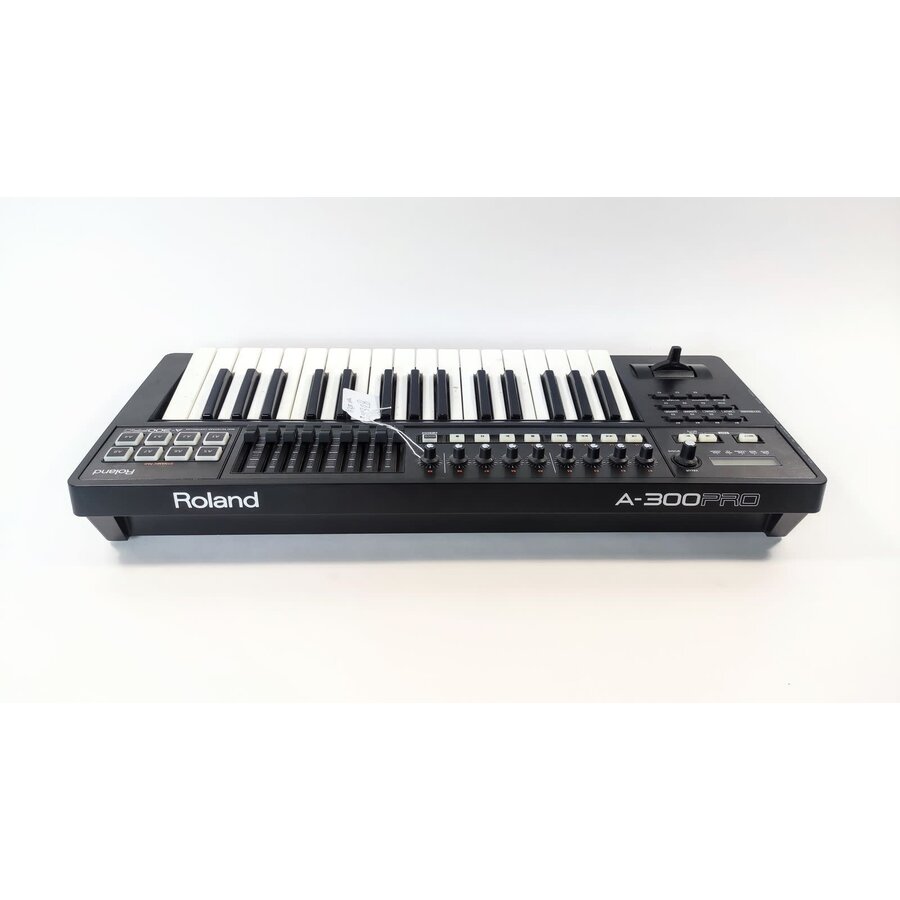 ROLAND A300 PRO Midi Controller