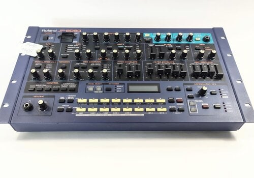Roland JP8080 