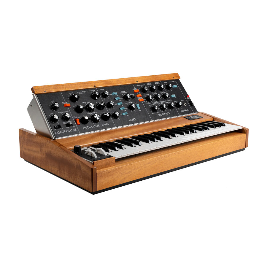MiniMoog Model D Mahogany Edition