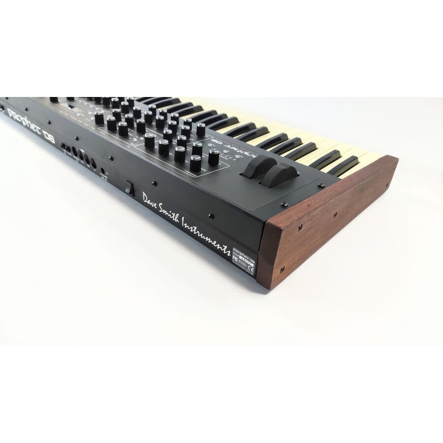 Sequential Prophet 08