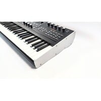 Ashun Sound Machines (ASM) Hydrasynth Keyboard