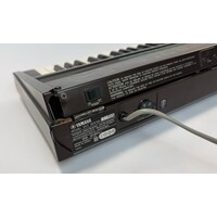 Yamaha DX7 (Damaged right panel)