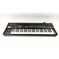 Yamaha DX-7 + Case