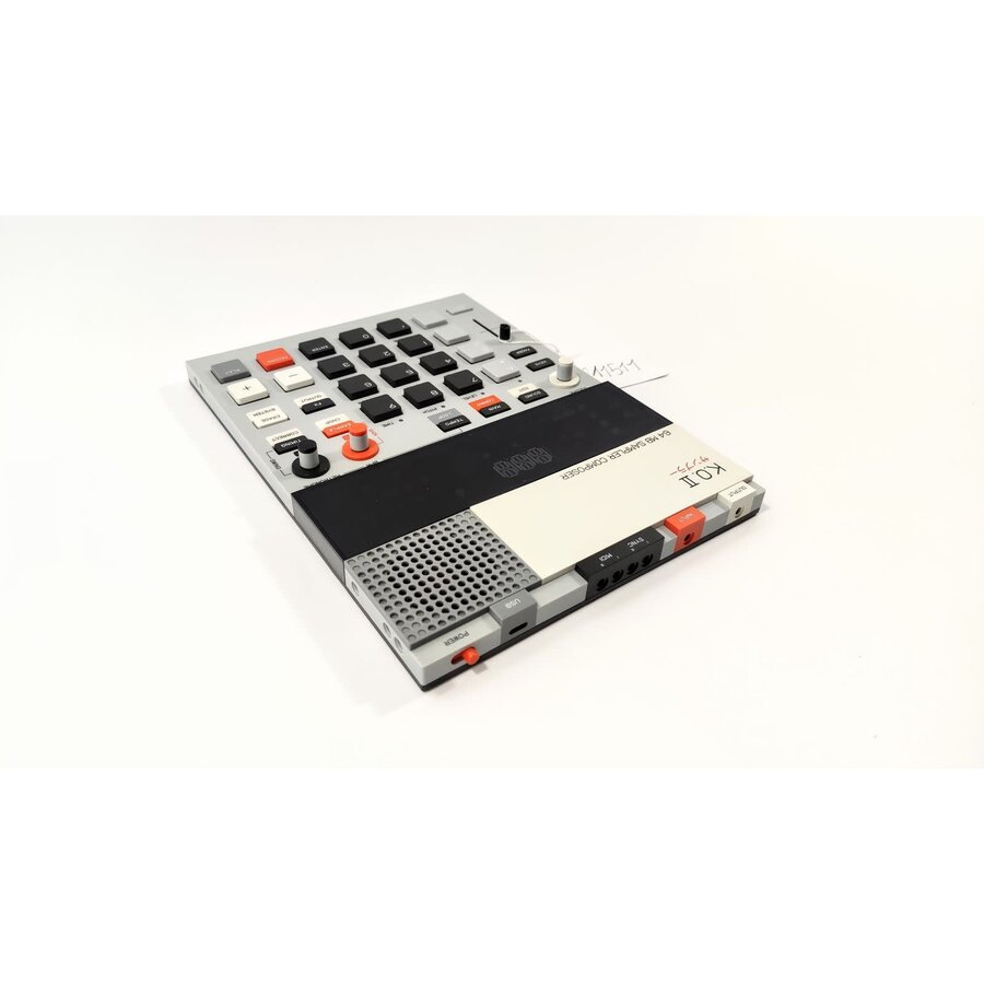 Teenage Engineering  E.P.-133 K.O. II + Bag