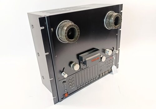 Tascam TSR-8 Tape recorder 