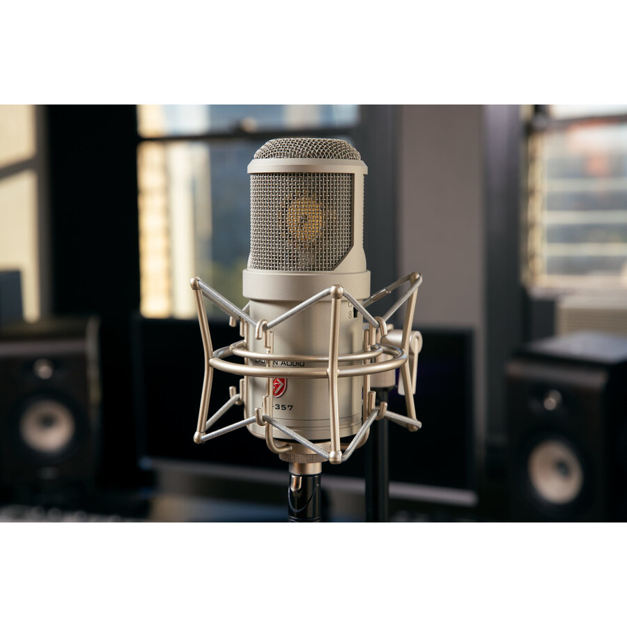 Lauten Audio Clarion FC-357