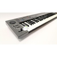 Roland Alpha Juno 2