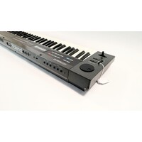 Roland Alpha Juno 2