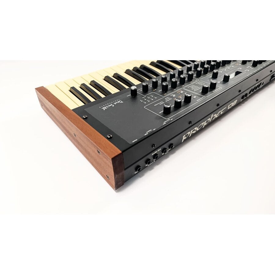 DAVE SMITH Prophet '08 PE