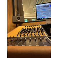 Undertone Audio Console 24ch 8 Fader ch. strips 16 summing ch