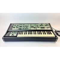 Roland SH-7